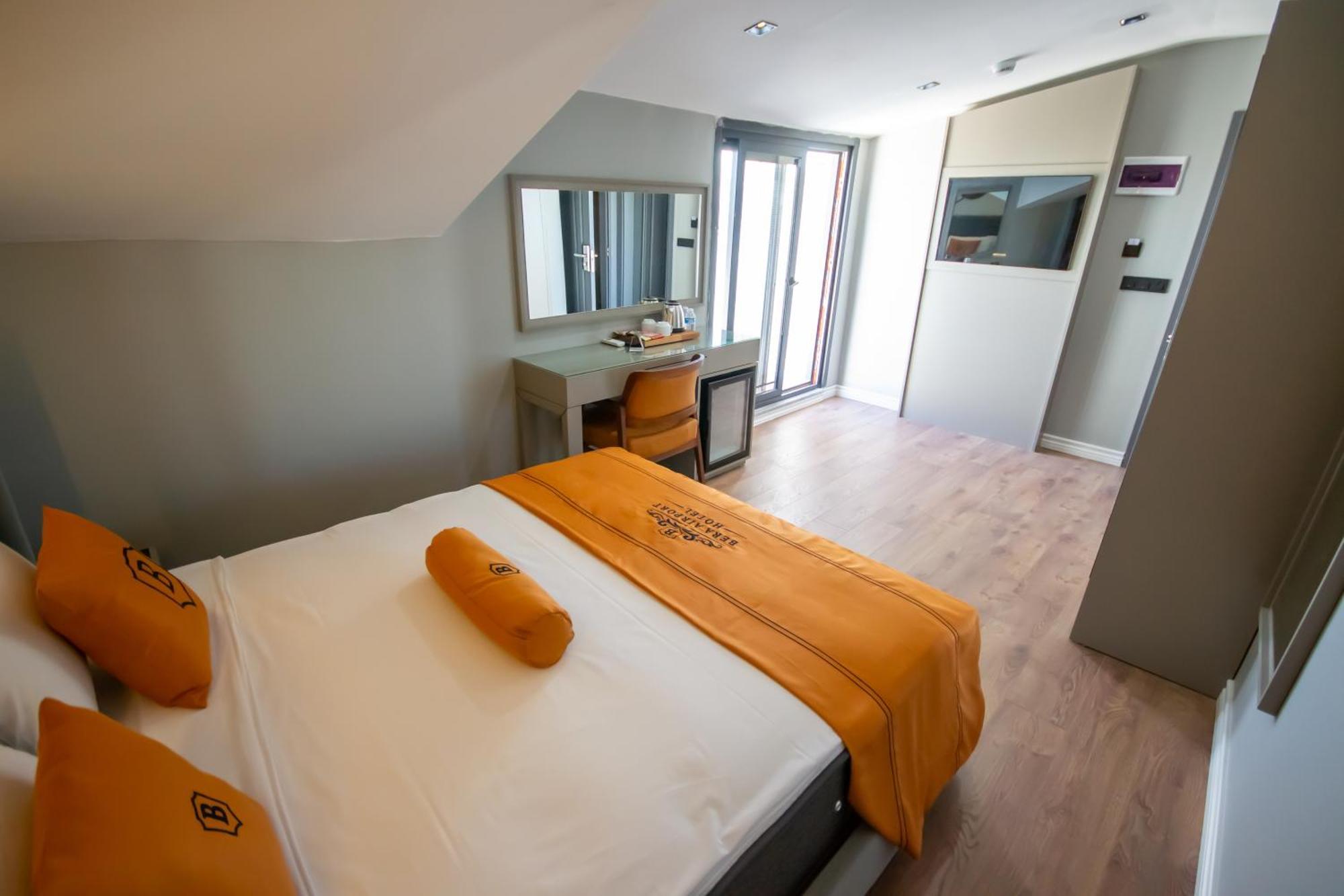 Bera Airport Hotel Arnavutkoy Екстер'єр фото