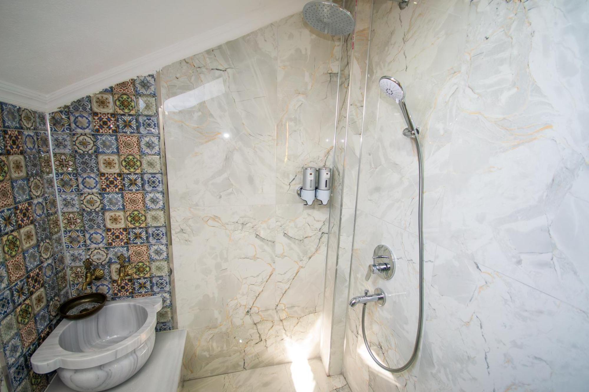 Bera Airport Hotel Arnavutkoy Екстер'єр фото